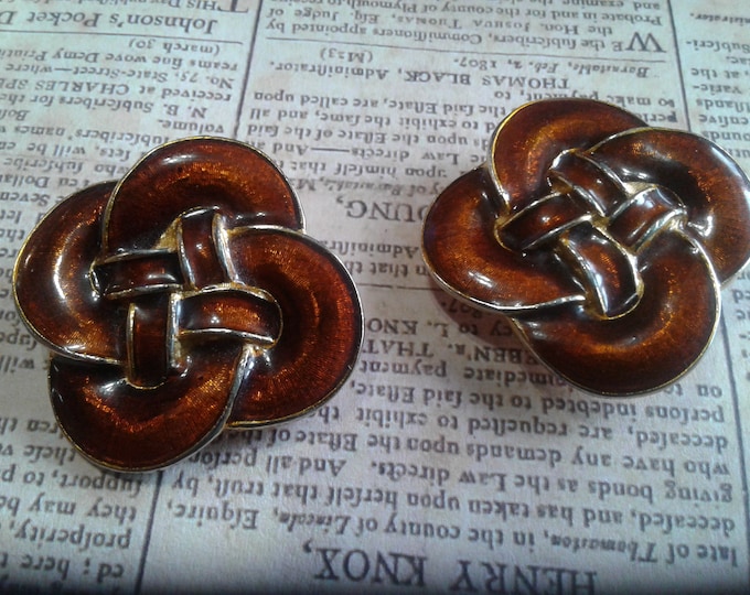 Jay Feinberg Stunning Oversized Knot Clip On Earrings in Brown Enamel and Goldtone, Signed