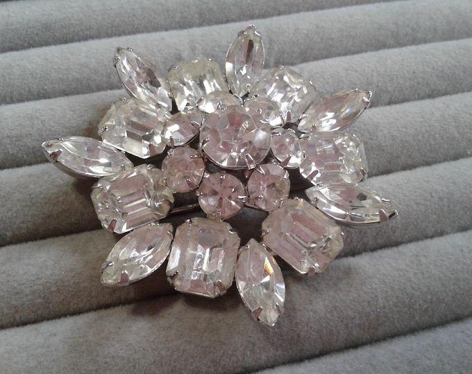 Huge Floral Snowflake Midcentury Rhinestone Pin, Possibly Delizza and Elster