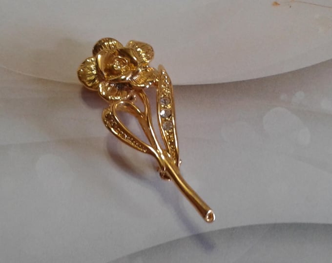 Goldtone Rhinestone Floral Rose Brooch 1970s/80s