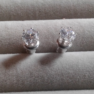 Round Cubic Zirconia Solitaire Stud Earrings