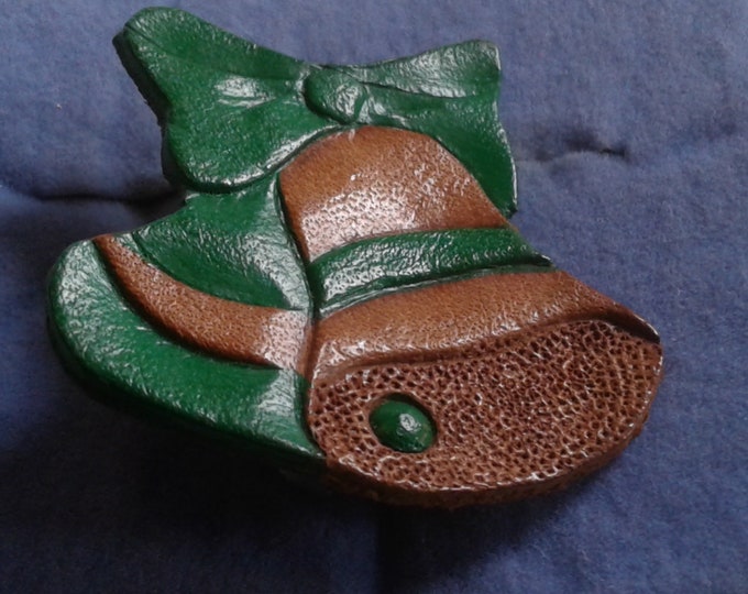 Small Stamped and Painted Leather Christmas Bells in Green and Brown Pin