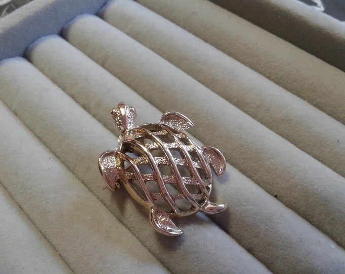 Small Gerrys Goldtone Turtle Pin with Basketweave Shell Detail, Signed