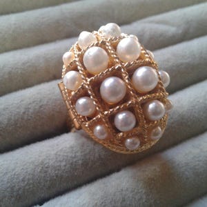Avon "Ring of Pearls" Locket Poison Ring, Size 7