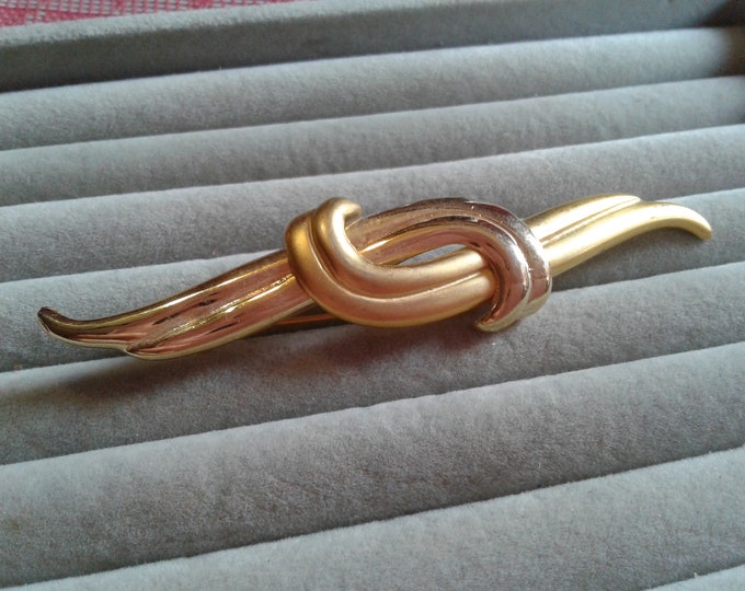 Matte and Bright Goldtone Swirl Brooch