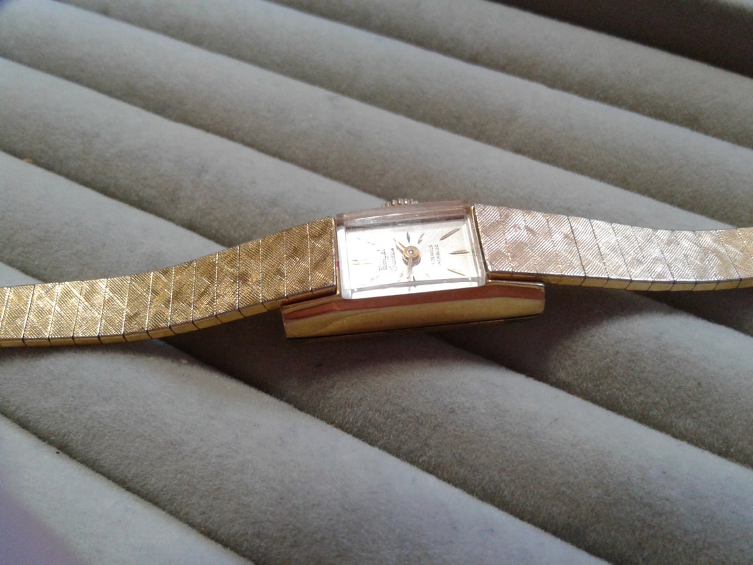 Vintage Royal Geneva Ladies Watch: 10K RGP, 17 Jewels, Swiss Made