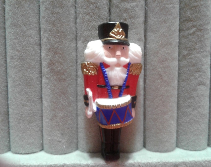 Hallmark Nutcracker Toy Soldier Plastic Novelty Christmas Pin, Signed