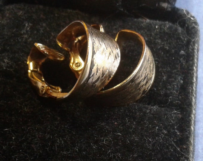 Lewis Segal Small Textured Chevron Pattern Goldtone Clip On Huggie Hoops, Signed