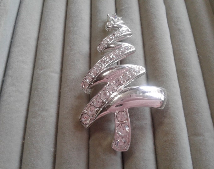 Monet Abstract Christmas Tree Brooch in Silvertone, Signed