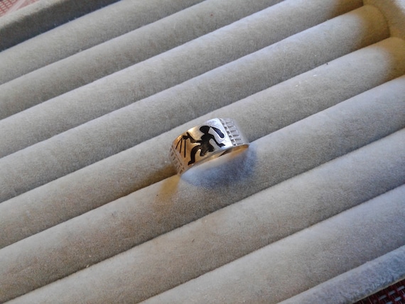 Taxco Sterling Silver and Black Inlay Adjustable Band Ring with Deity, Marked Sterling, Ana, 925, Taxco, Size 7 View 2