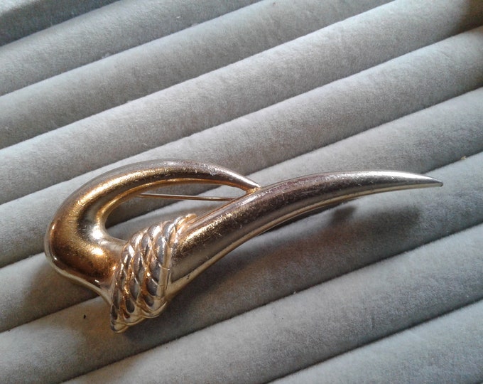 M Jent Abstract Goldtone Swirl with Rope Detail Brooch, Signed