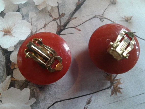 Rust Colored Plastic Clip On Button Earrings, Mar… - image 3