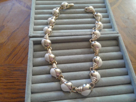 Goldtone and Cream Enamel Big Eighties Choker of … - image 3