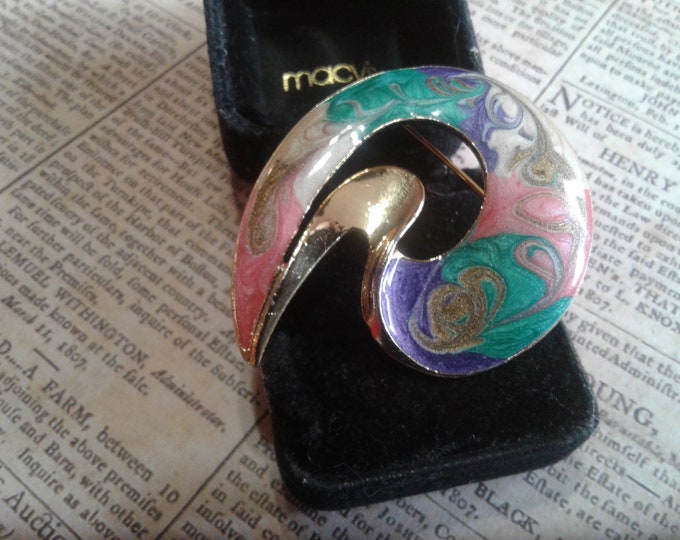 Goldtone and Pearlescent Marbleized Enamel Paisly Brooch