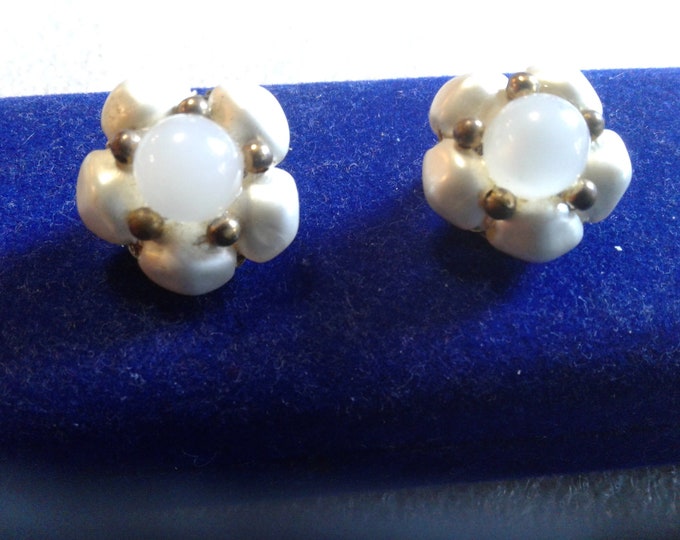 Small Floral Beaded Faux Pearl and Moonglow Lucite Clip On Earrings
