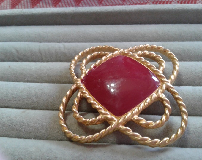 Monet Rose Red Enamel and Goldtone Rope Detail Quatrefoil Brooch, Signed