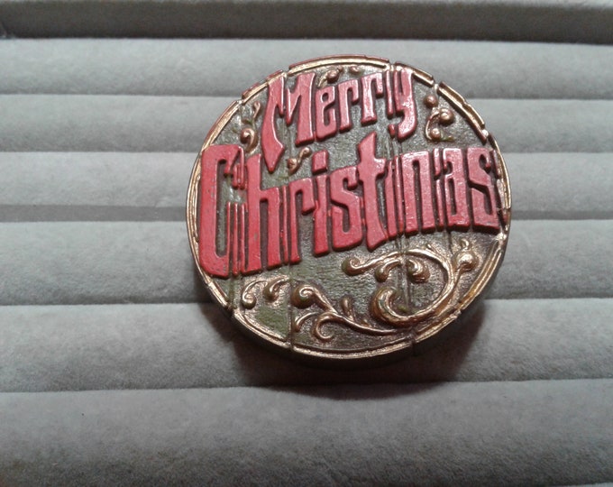 Hallmark Round Wood Look Merry Christmas Pin with Elaborate Lettering, Unsigned