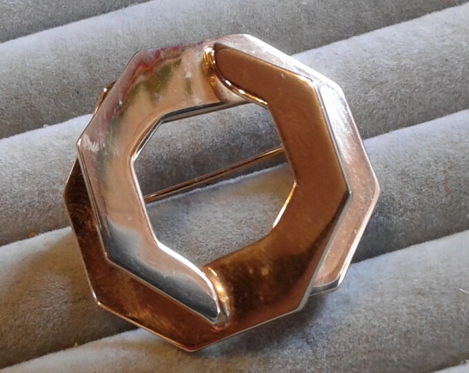 Sarah Coventry Dimensiona Octagon Goldtone Brooch