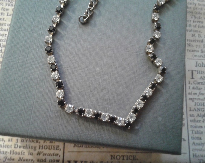 New Wave Vintage Black and White Rhinestone Chevron Necklace