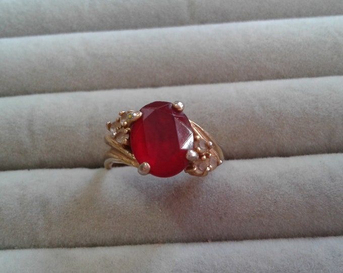Unmarked Plate Cocktail Ring with Swirl Setting, Faux Ruby, and Rhinestones, Size 6