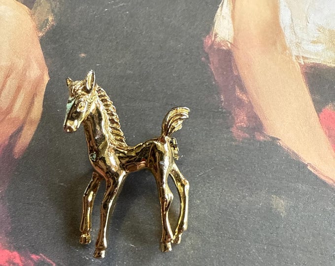 Gerry’s Small Goldtone Horse Pin, Signed