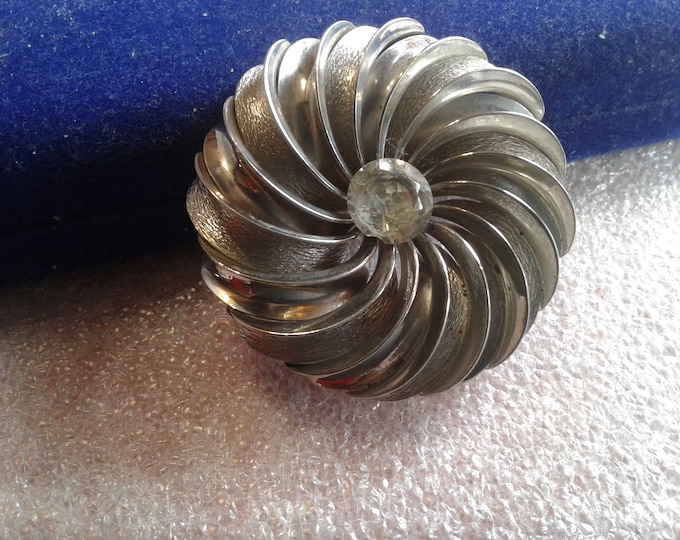 Midcentury Dimensiona Swirl Floral Brooch in Silvertone with Large Center Rhinestone