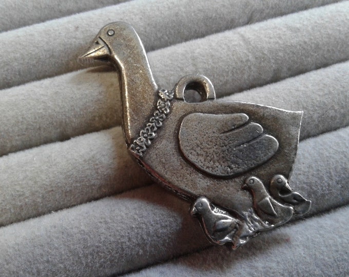 Olde Country Reproductions Pewter Goose with Goslings
