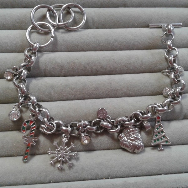 Silvertone Christmas Themed Adjustable Bracelet with Toggle Clasp
