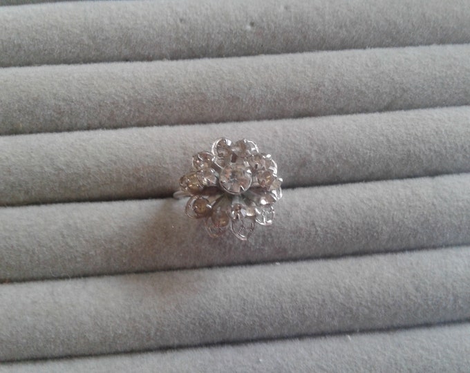 Sarah Coventry Silvertone Rhinestone Flower/Snowflake Ring "Symphony" 1968/69, Size 6, Adjustable