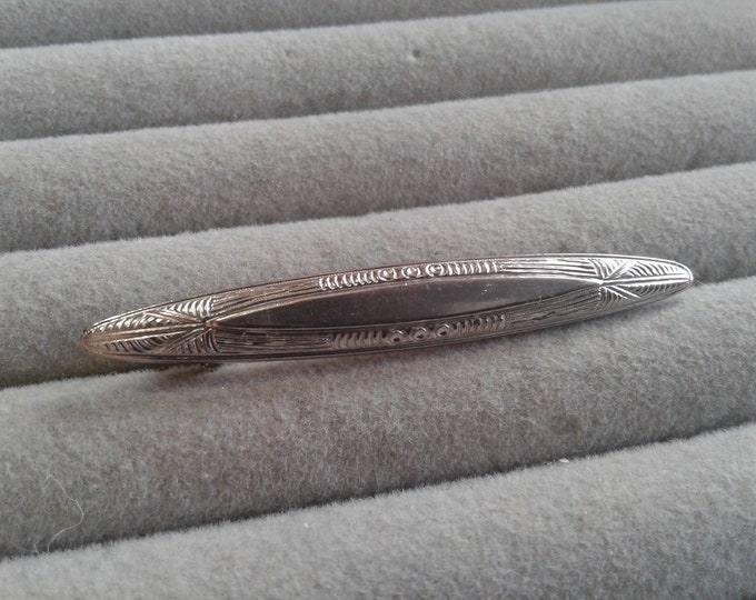 Edwardian Revival Silvertone Bar Pin