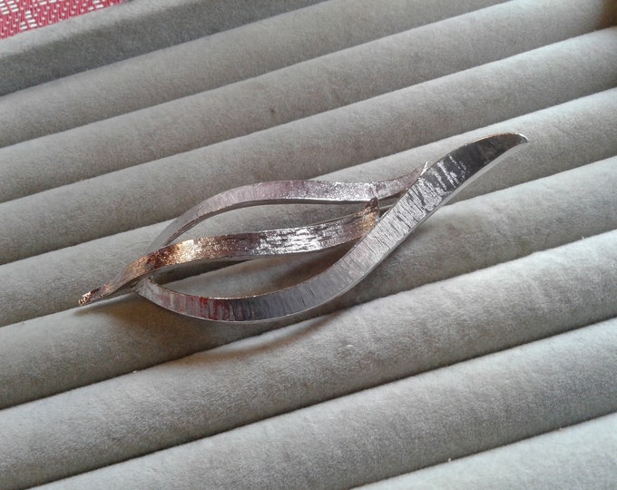 Monet Silvertone Abstract Leaf Brooch, Signed