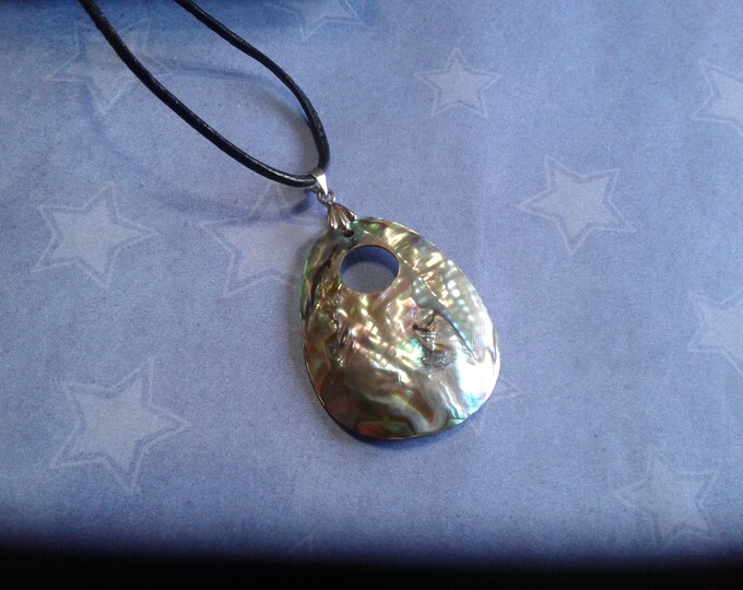 High Quality Abalone Pear Shaped Pendant with 18KGP Bail and Black Leather Cord