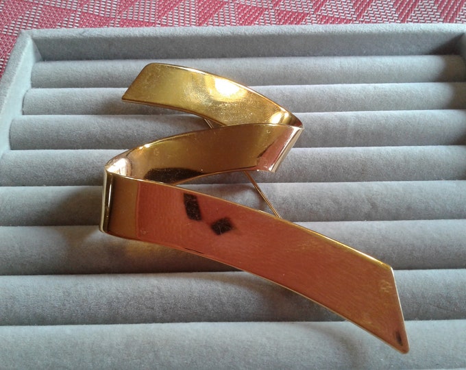 Large Monet Goldtone Ribbon Brooch, Signed