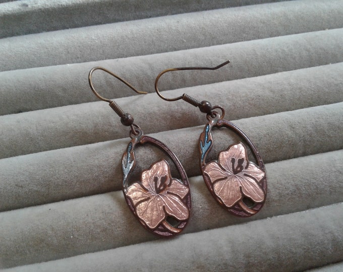 Fish and Crown Oval Cut Out Cloisonne Lily Dangle Earrings