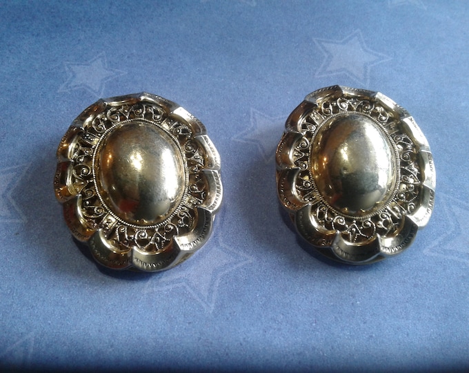 Whiting and Davis Huge Oval Fluted and Filigree Goldtone Clip On Earrings, Signed