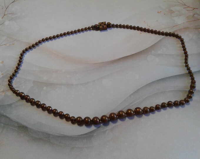 Art Deco Graduated Brass Ball Chain Choker with Box Clasp, 1930s
