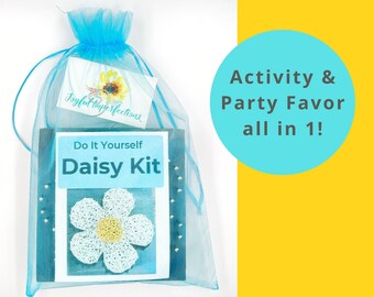 Groovy Daisy Themed Birthday Pary | Girl Birthday Party Idea | Daisy Party Favor Ideas | Groovy Daisy Party Theme | Groovy Party Favors