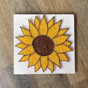 Sunflower String Art, Large Sunflower Wall Art, String Art Flower, Sunflower Lover Gift, Sunflower Wall Hanging, Rustic Sunflower Wall Decor