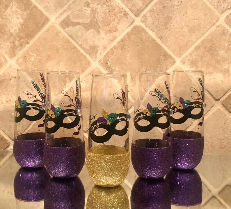 mardi gras 2 champagne room