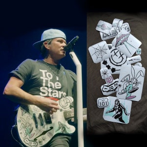 Tom DeLonge guitar stickers Bigfoot Fender Starcasters vinyl decal Rabbit zdjęcie 1