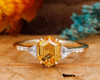 Vintage Verlobungsring mit Citrin im Sechseckschliff, einzigartiger Ehering aus Gelbgold, Moissanit-Jubiläums-Verlobungsring, Ringgeschenk für Sie
