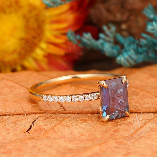 Vintage Alexandrite Engagement Ring, Emerald Cut 6x8mm Alexandrite Ring, Half Eternity Ring, Bridal Anniversary Ring, Unique Promise Ring