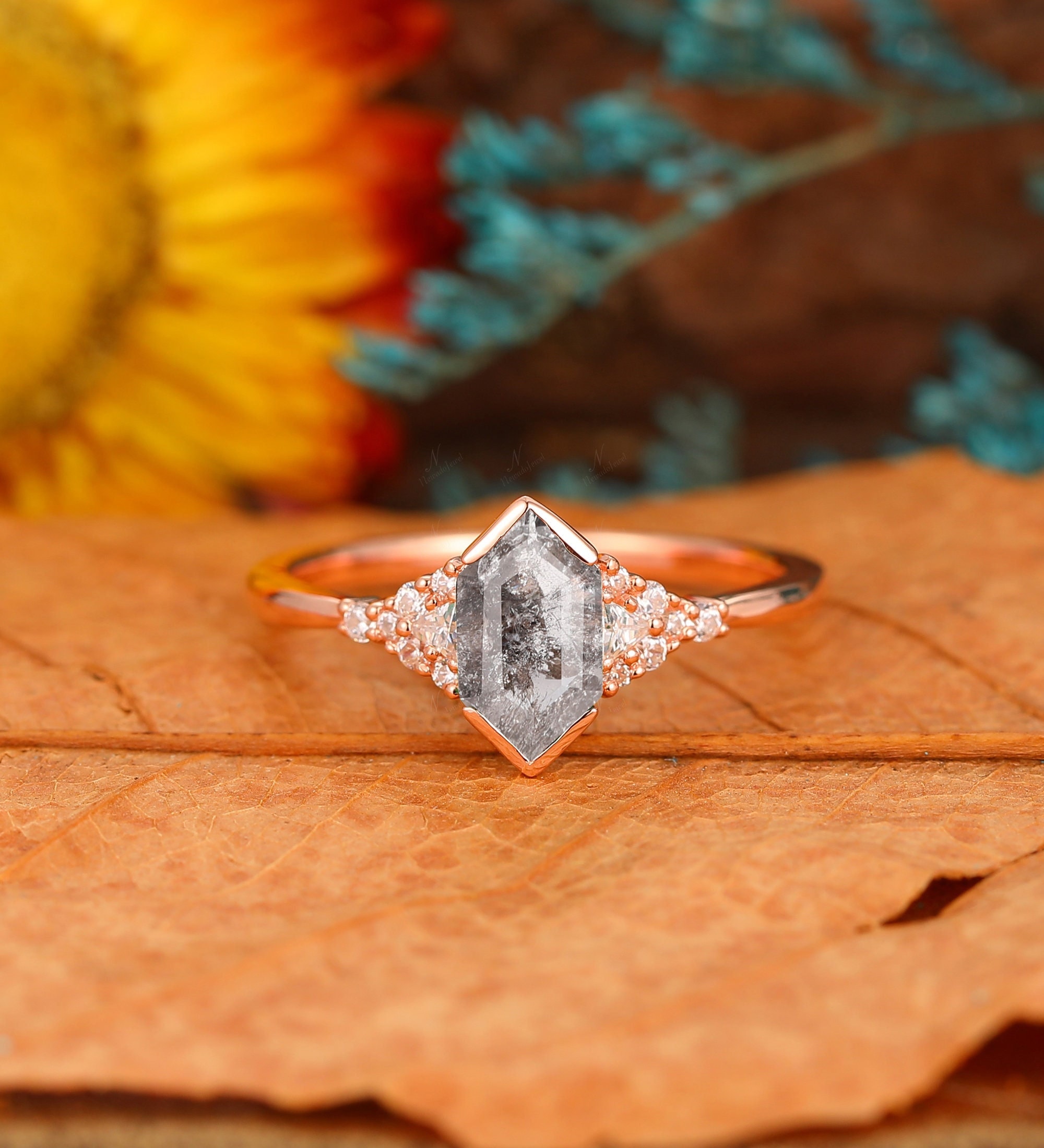 Halo ring w/ pear shaped diamond - IGS Diamonds