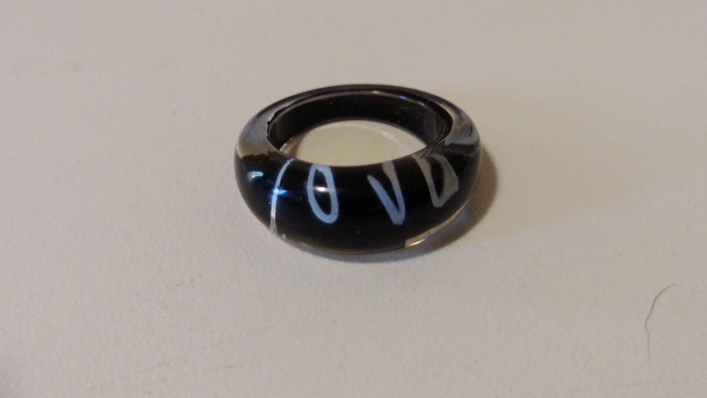Black /& White Acrylic Children/'s Ring