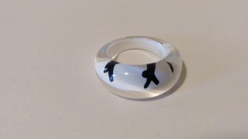 Black /& White Acrylic Children/'s Ring