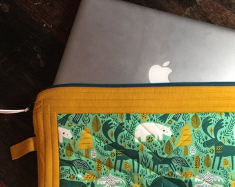 Quilted Laptop Sleeve or Tablet Sleeve with Zipper. Custom made to fit your laptop and your style. Laptop Pouch. Tablet Pouch.