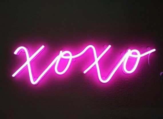 XOXO Neon Sign meerkleurige beschikbaar | Etsy