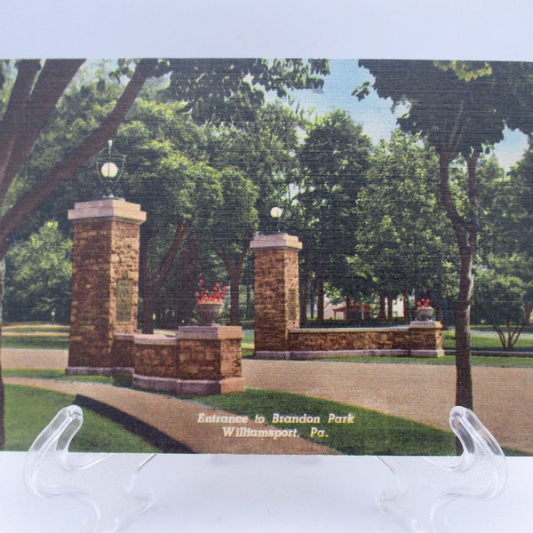 Entrance to Brandon Park, Williamsport, Pa. CT Art Colortone 1955, linen Post Card