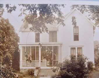 RPPC Van Buren, Ark., Home of Bob Burns. Postally unused EKC paper, c 1940-1950