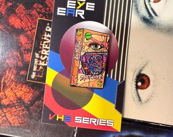 Pin esmaltado de VHS de They Live