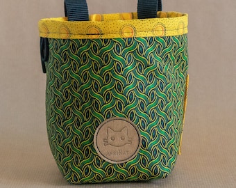 AfriKat Chalkbag Green Braids with key pocket & brush loops, lined with fleece